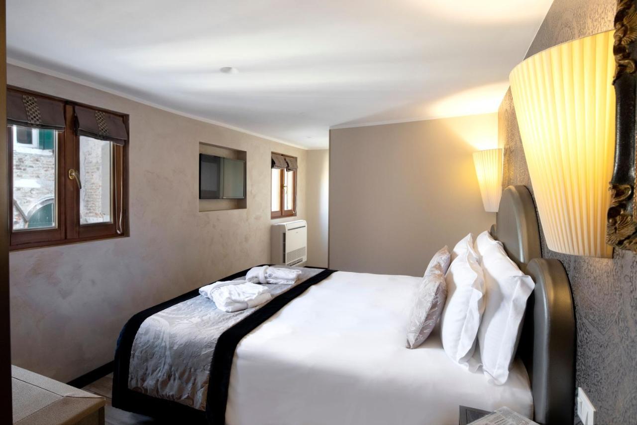 Alle Guglie Boutique Hotel Venice Exterior photo