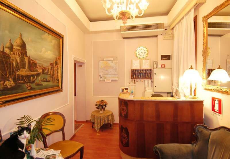 Alle Guglie Boutique Hotel Venice Exterior photo